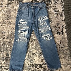 American Eagle Outfitters Womens Ripped Light Blue Relaxed Mom Jeans